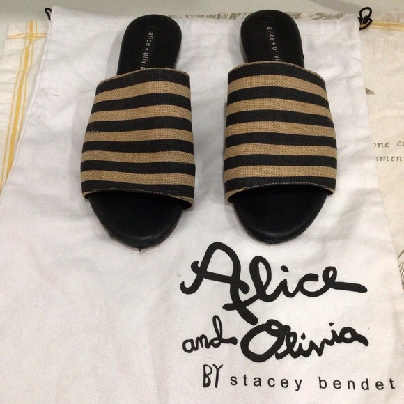 Alice + Olivia striped slides sandals - Picture 2 of 8